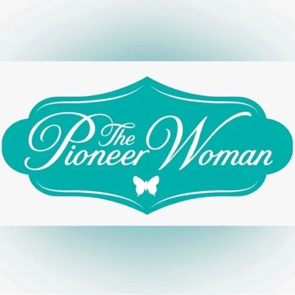 🎁 New The Pioneer Woman 14.6oz Miniature Casserole Dish with Lid, Floral Teal - Picture 2 of 5